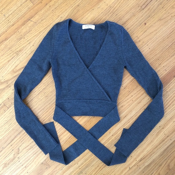 Aritzia Tops - Babaton Romeo grey xs s read!